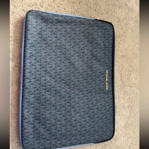 Michael kors lap top case